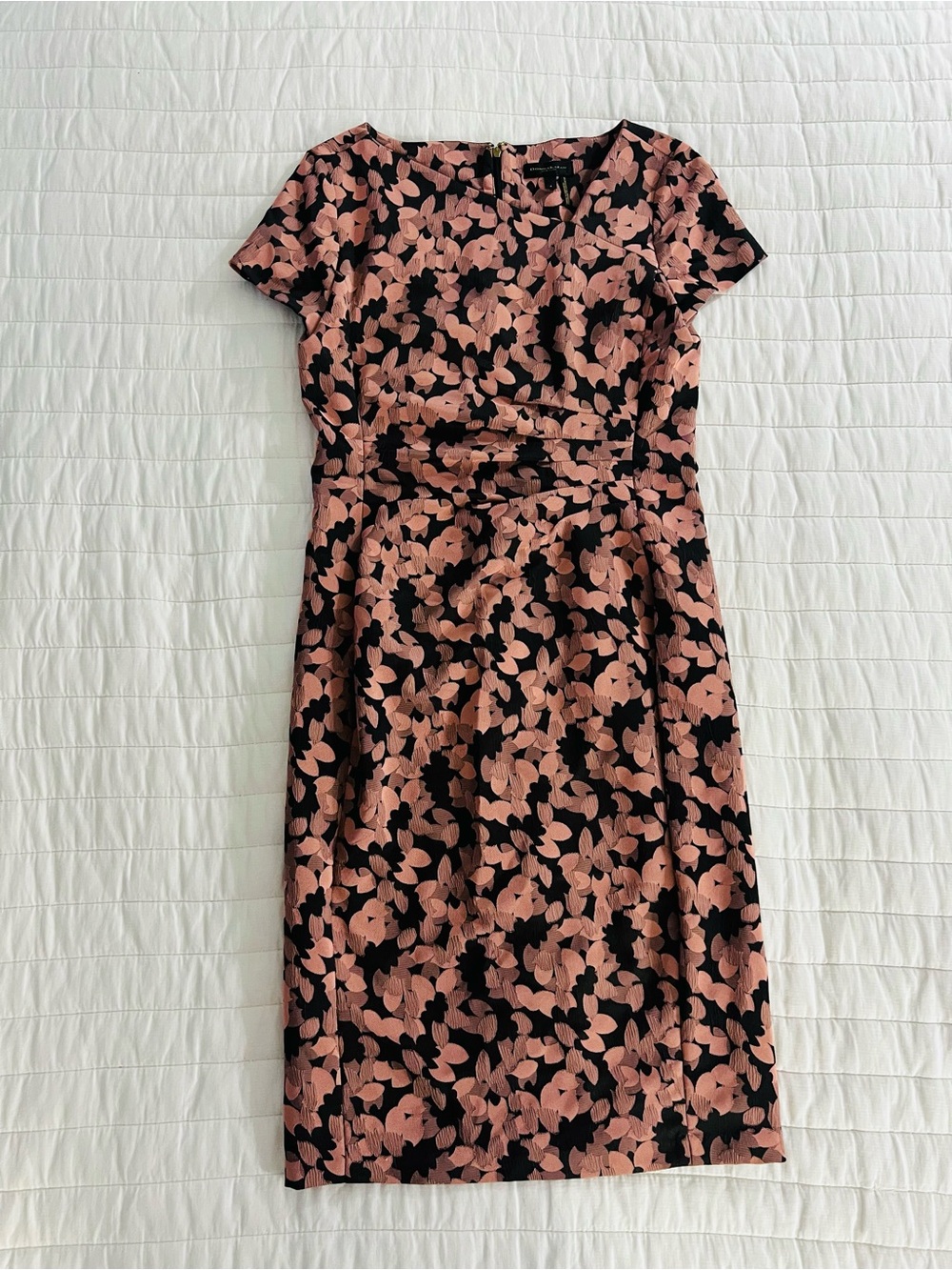 Donna Karan New York Floral Jacquard Sheath Dress Pink Black Size 4